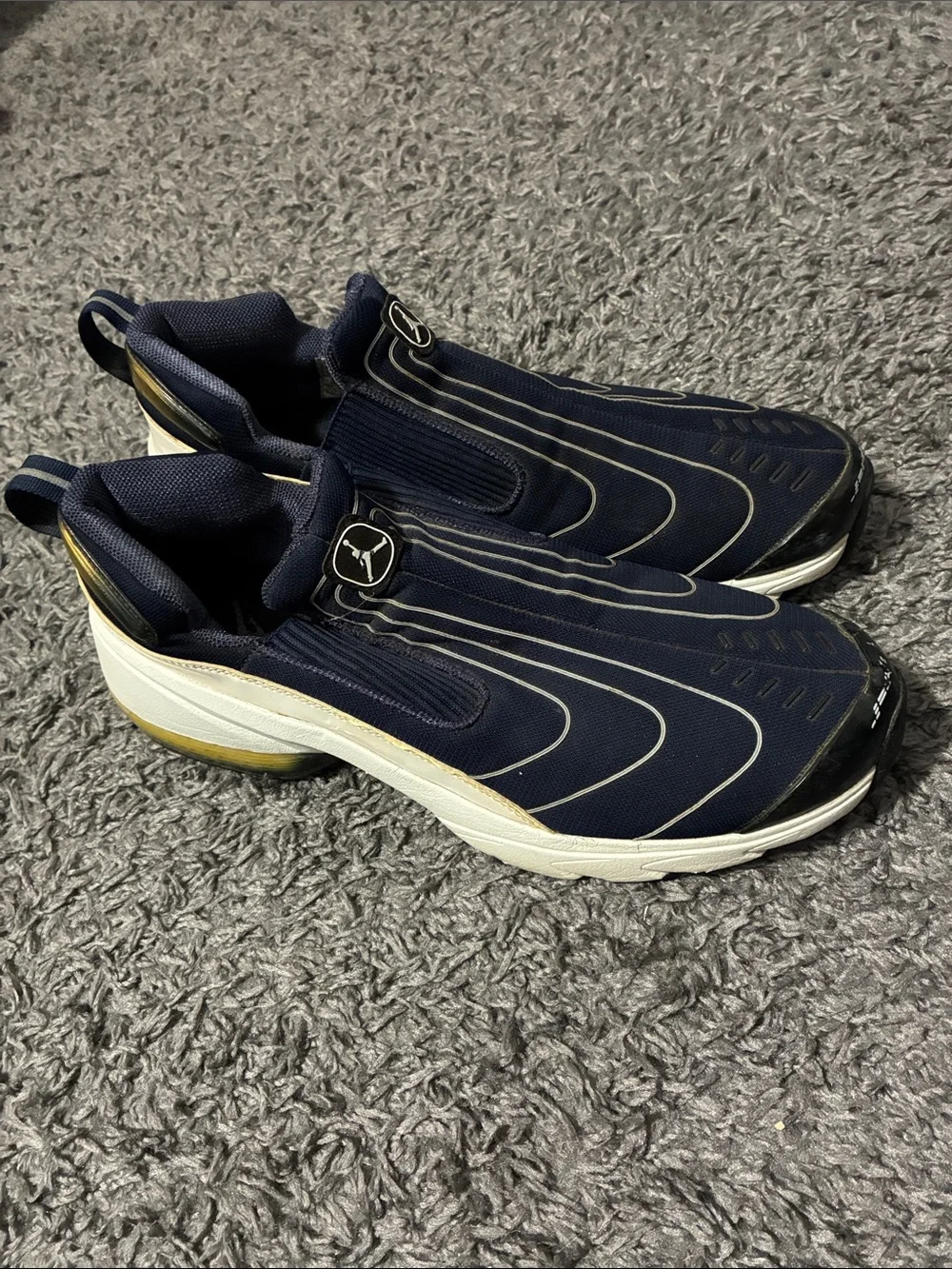 Vintage 2000 Jordan trunner